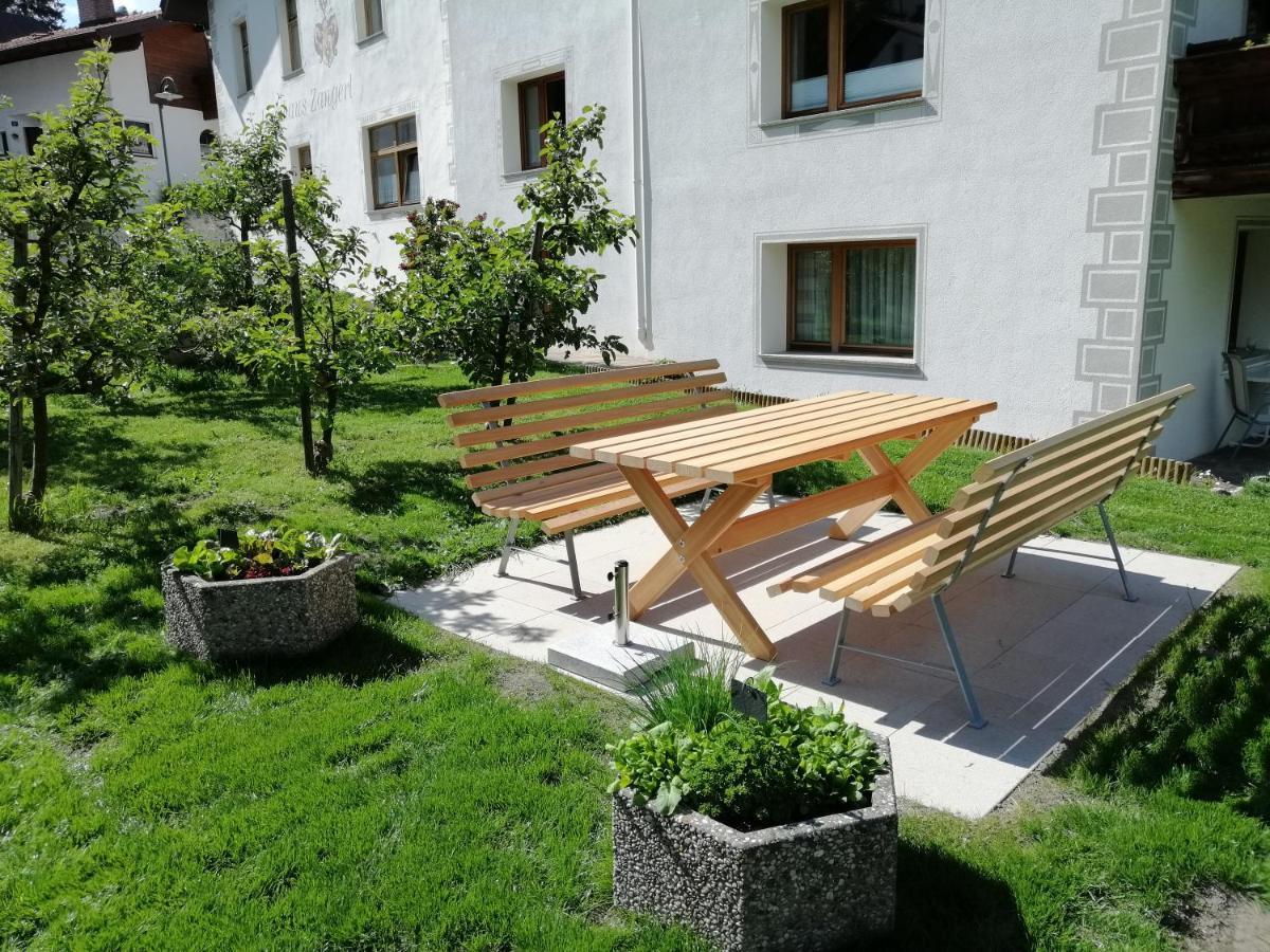 Landhaus Zangerl - Kobelerhof Landeck Exterior photo