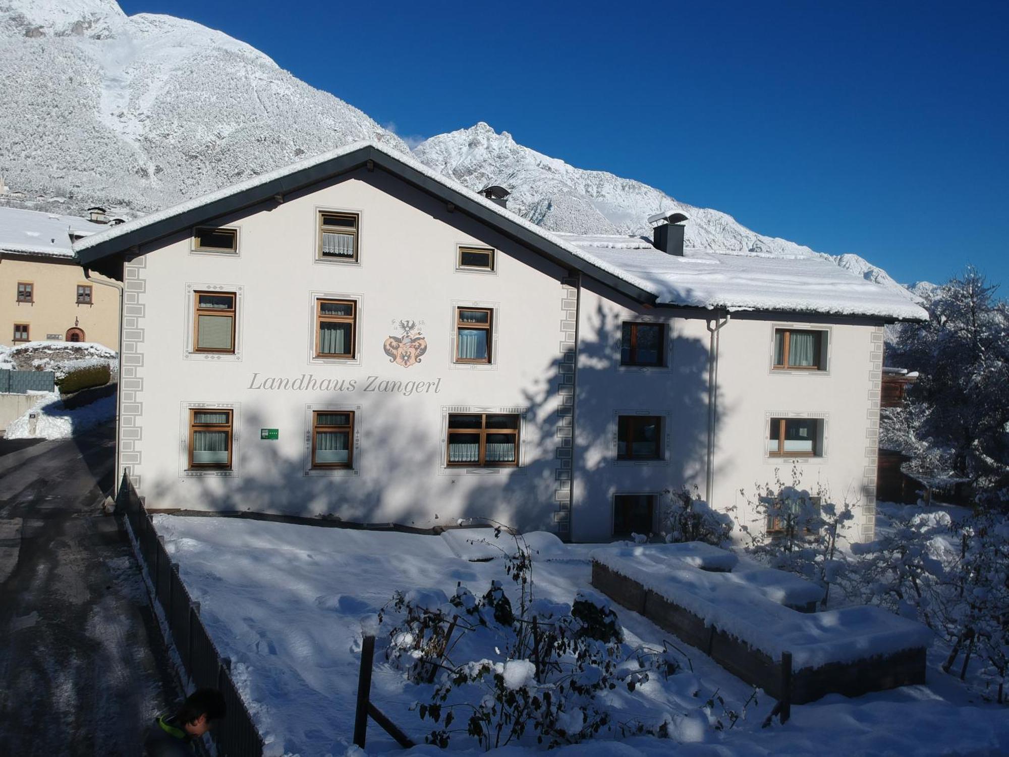 Landhaus Zangerl - Kobelerhof Landeck Exterior photo