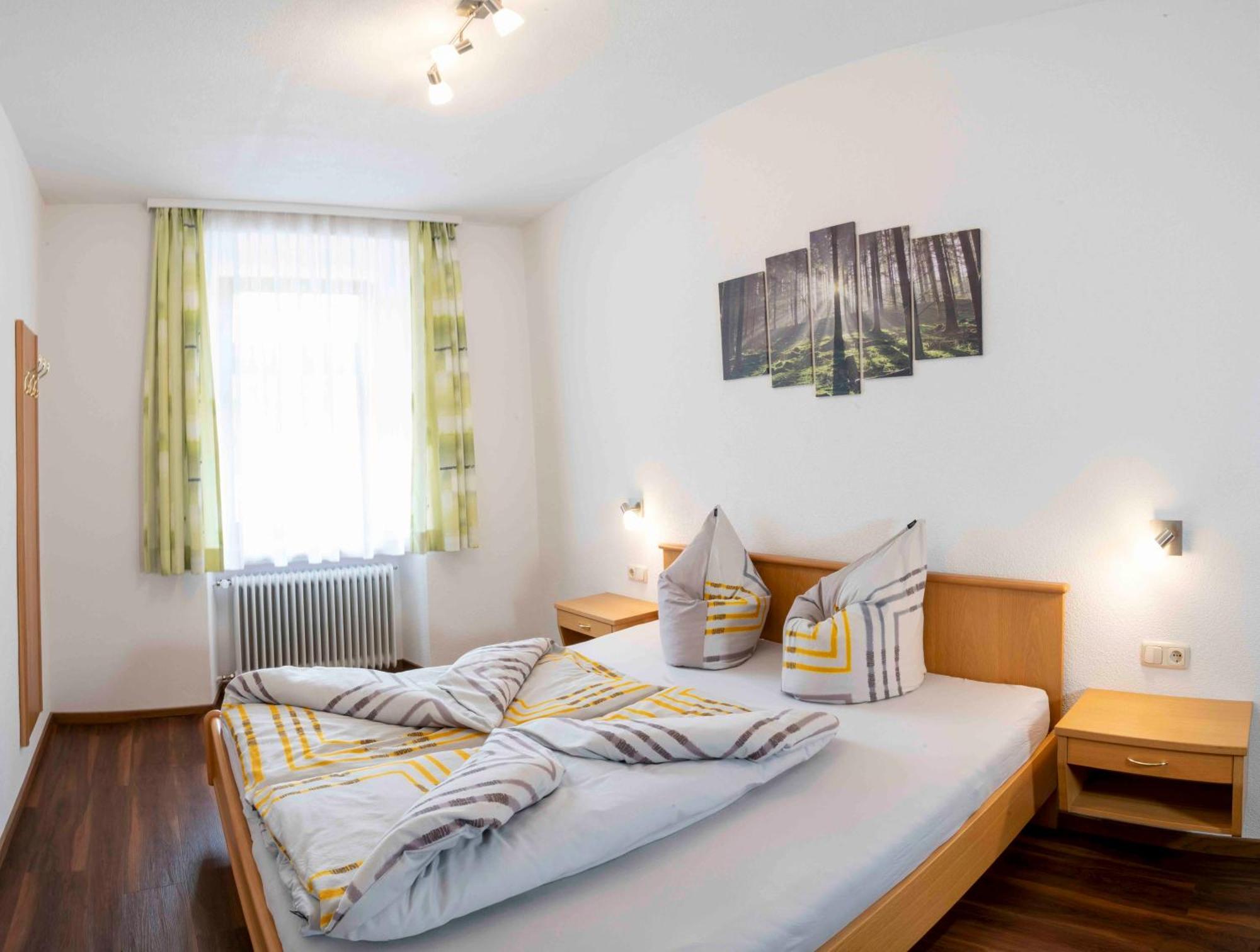 Landhaus Zangerl - Kobelerhof Landeck Room photo